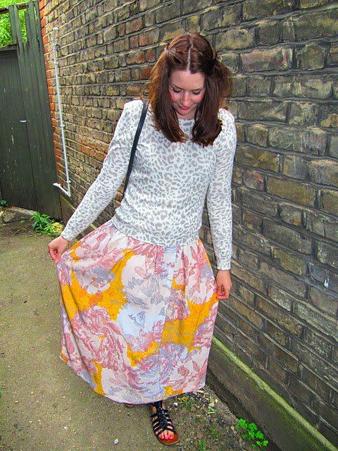 Blogger Laura Naylor layers in print on print / Outfit details: Primark jumper, H&M dress, Aldo sandals