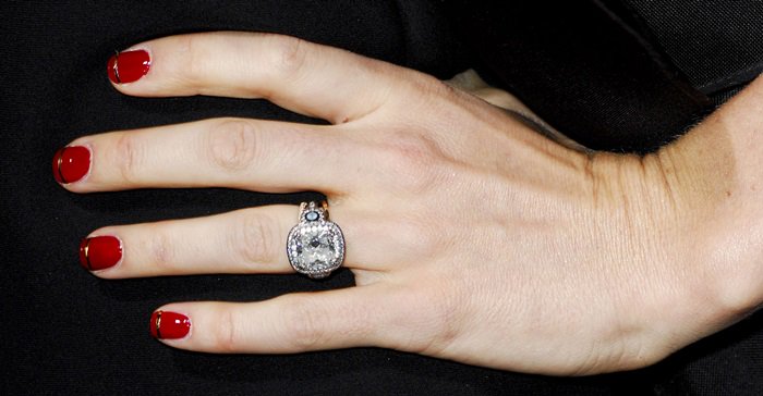 Jessica Biel showing off her engagement ring from Brilliance featuring a large center diamond