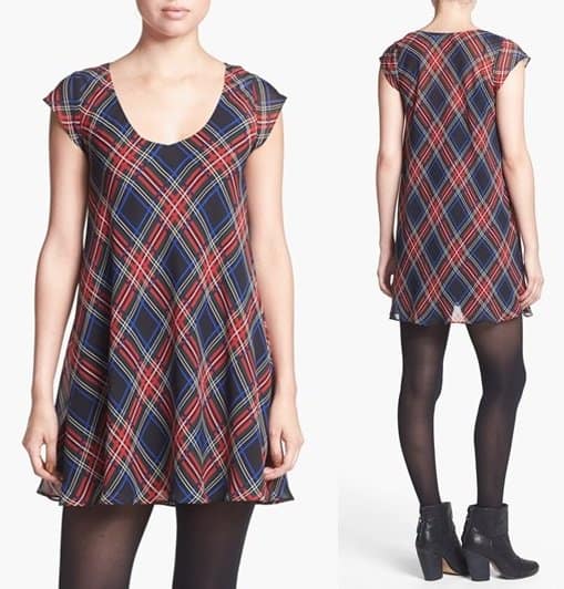 A simple silhouette and slanted plaid motif combine to create a go-to dress finished with coy cap sleeves