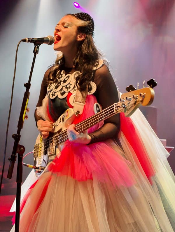Although we are pretty much seasoned in the tulle dress department, it was still quite a shock to see the one worn by Kate Nash during her performance at London’s Shepherd’s Bush Empire.