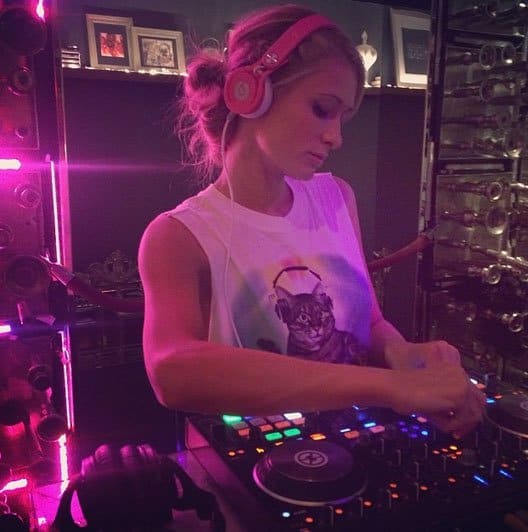 Paris Hilton DJ Hyde Nightclub