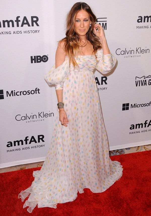 Sarah Jessica Parker in an ethereal floor-length dress at the 2014 amfAR Inspiration Gala