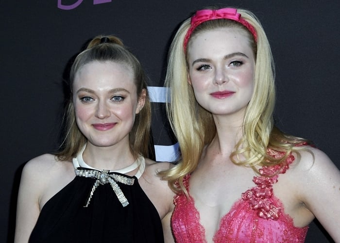 Dakota Fanning (L) is close to her younger sister Elle Fanning