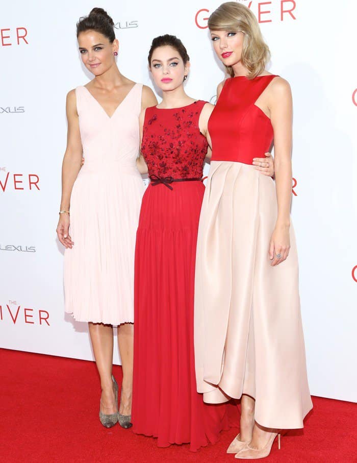 Katie Holmes, Odeya Rush, and Taylor Swift at the premiere of The Giver