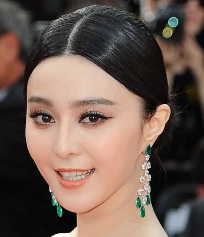 The addition of Chopard jewelry added sparkle and luxury to Fan Bingbing's ensemble