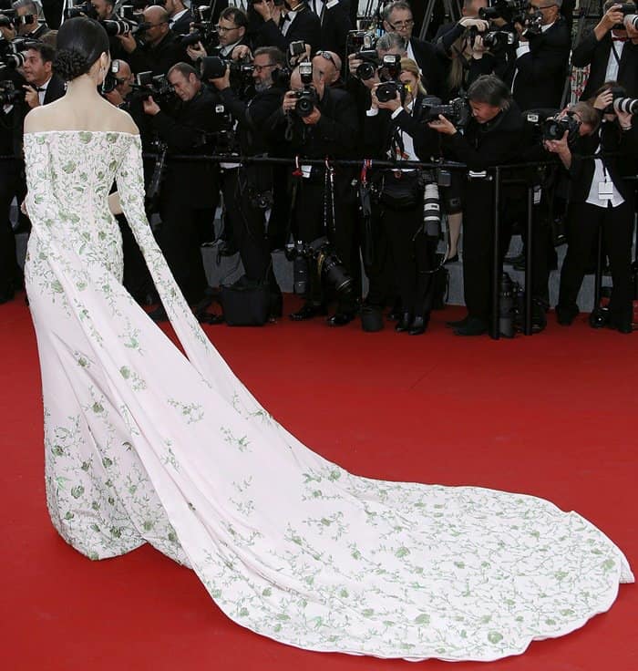 Fan Bingbing's Ralph & Russo Chinese-inspired off-the-shoulder couture gown was a showstopper