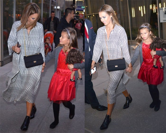 Jessica Alba takes care of mommy daytime duties with her daughter Honor Warren