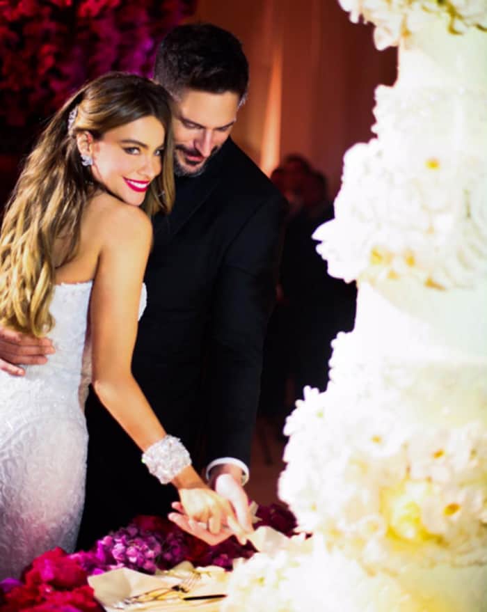 Sofia Vergara and Joe Manganiello had a five-layer wedding cake by Sylvia Weinstock