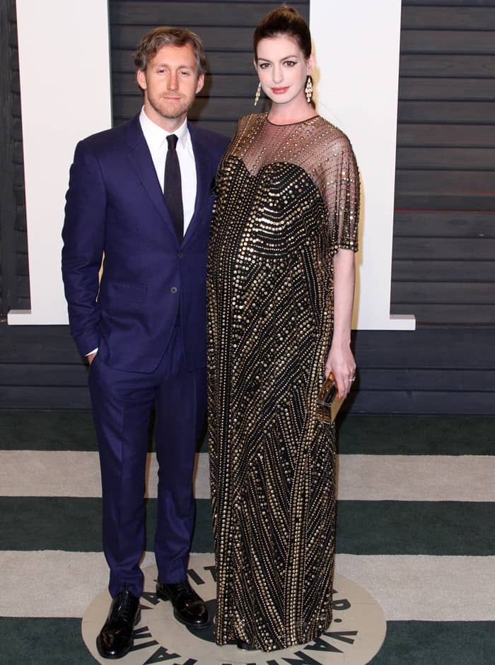 Anne Hathaway and Adam Shulman at the 2016 Vanity Fair Oscar Party