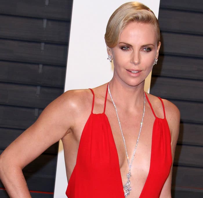 Charlize Theron looked like a million dollars with a remarkable diamond necklace