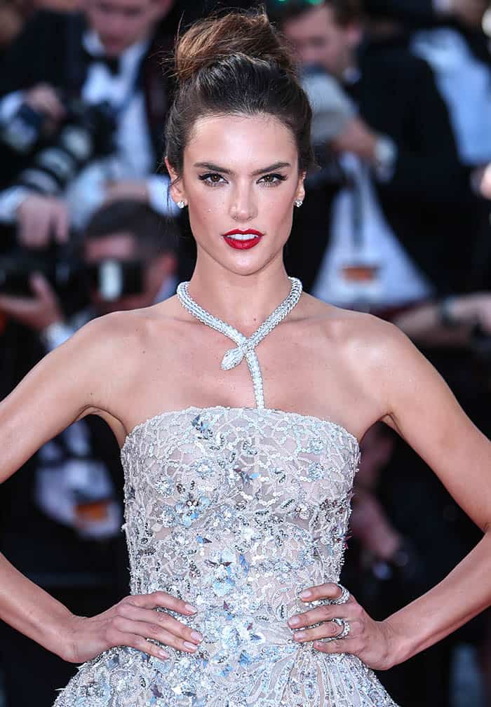 Alessandra Ambrosio elevated her allure further with a Bulgari Serpenti necklace, boasting an impressive arrangement of nearly 80 carats of diamonds at the premiere of ‘The Last Face’ during the 69th annual Cannes Film Festival