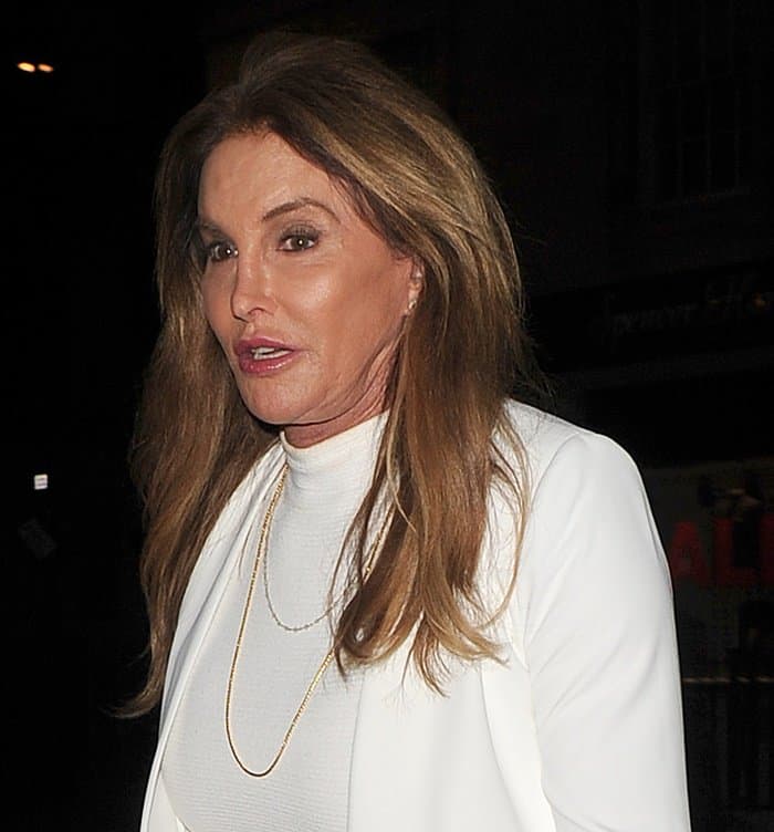 Embracing simplicity in accessories, Caitlyn Jenner adorned herself with a layered gold chain, a subtle yet radiant accent that perfectly harmonized with the ensemble