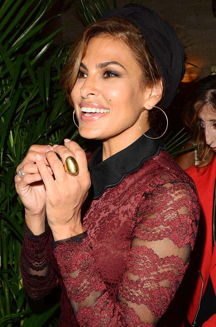 Eva Mendes attends the Eva Mendes + New York & Company fashion show during September 2016 - New York Fashion Week