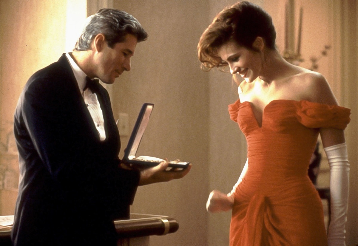Julia Roberts's red gown was designed by film costume designer Marilyn Vance